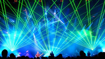 The-Australian-Pink-Floyd-Show-2012-3